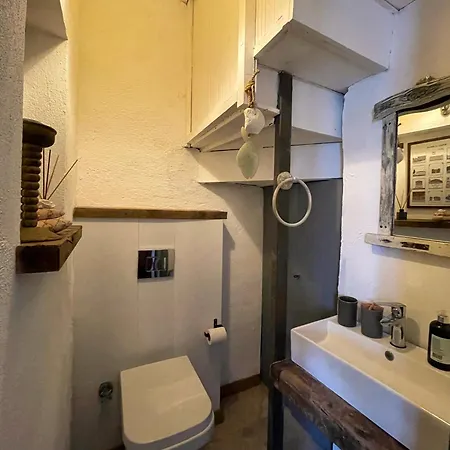 Tatil Evi Urla Art Design Tasev *